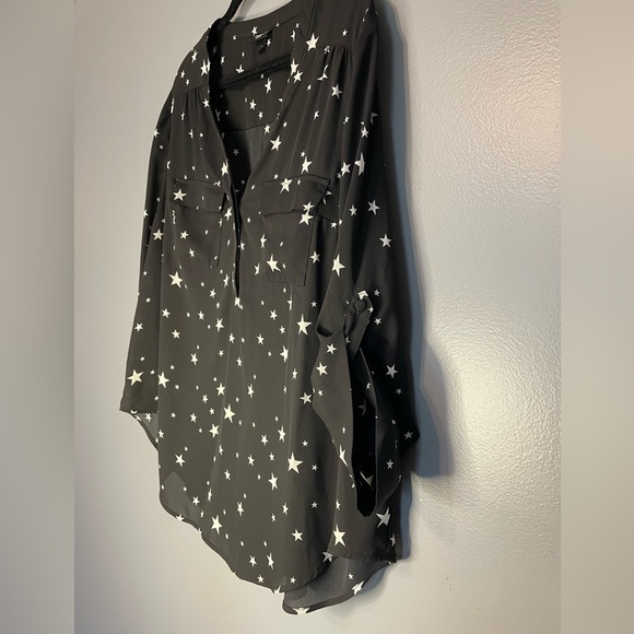 Torrid Harper 3/4 sleeve pullover Blouse Black Starry Stars Size 1x - Picture 8 of 15